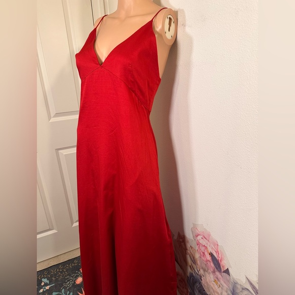 New LESET Yoko V Midi Dress in Red maxi spaghetti strap flowy summer pockets - Picture 7 of 8